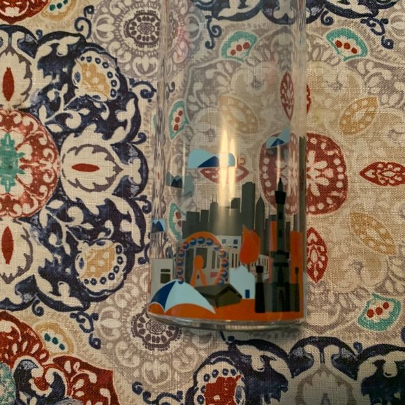 Starbucks You Are Here Water Bottle - Chicago - Picture 3 of 5